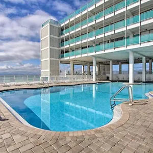 fontainebleau-205.panamacity-beachhotels.com/
