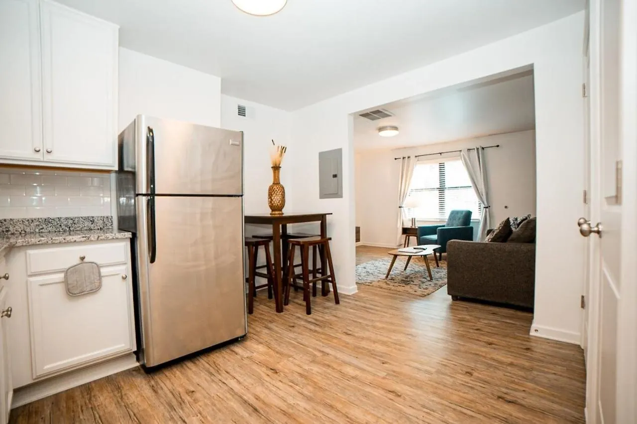 Apartment Special! 2 Queen Bedroom Condo Minutes To Broadway! Nashville United States