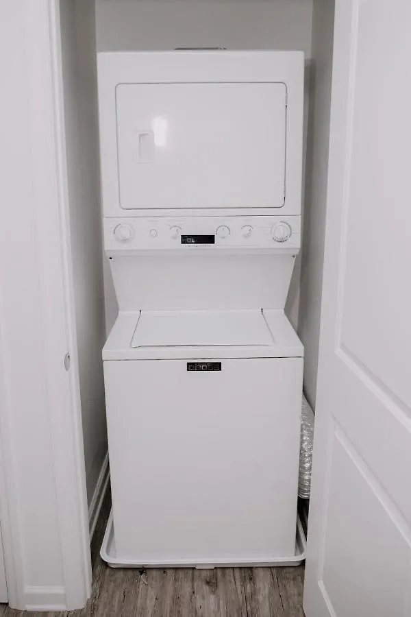 Special! 2 Queen Bedroom Condo Minutes To Broadway! Nashville